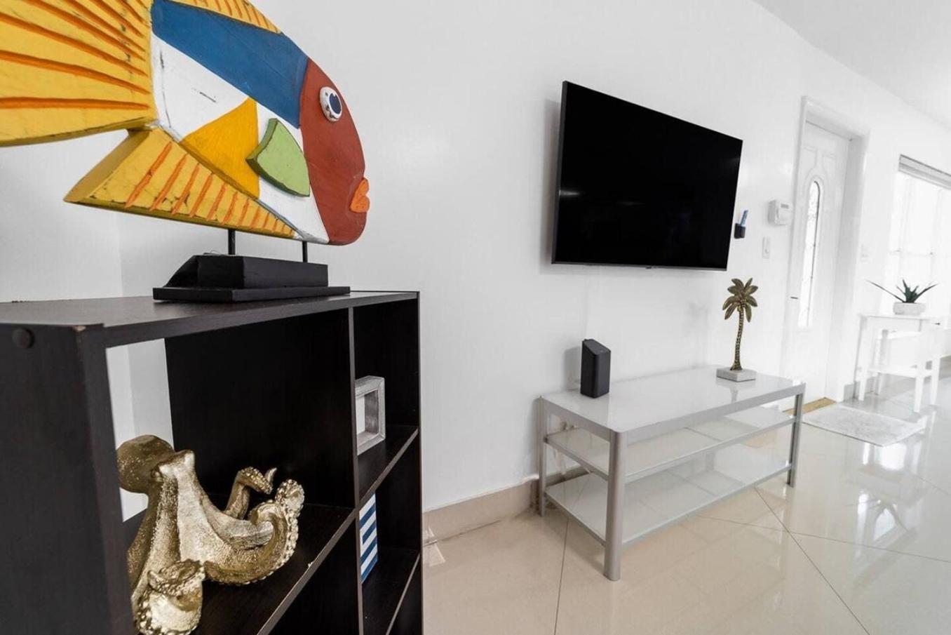 Private Heated Pool Villa In Ftl Near Beach 포트 로더데일 외부 사진